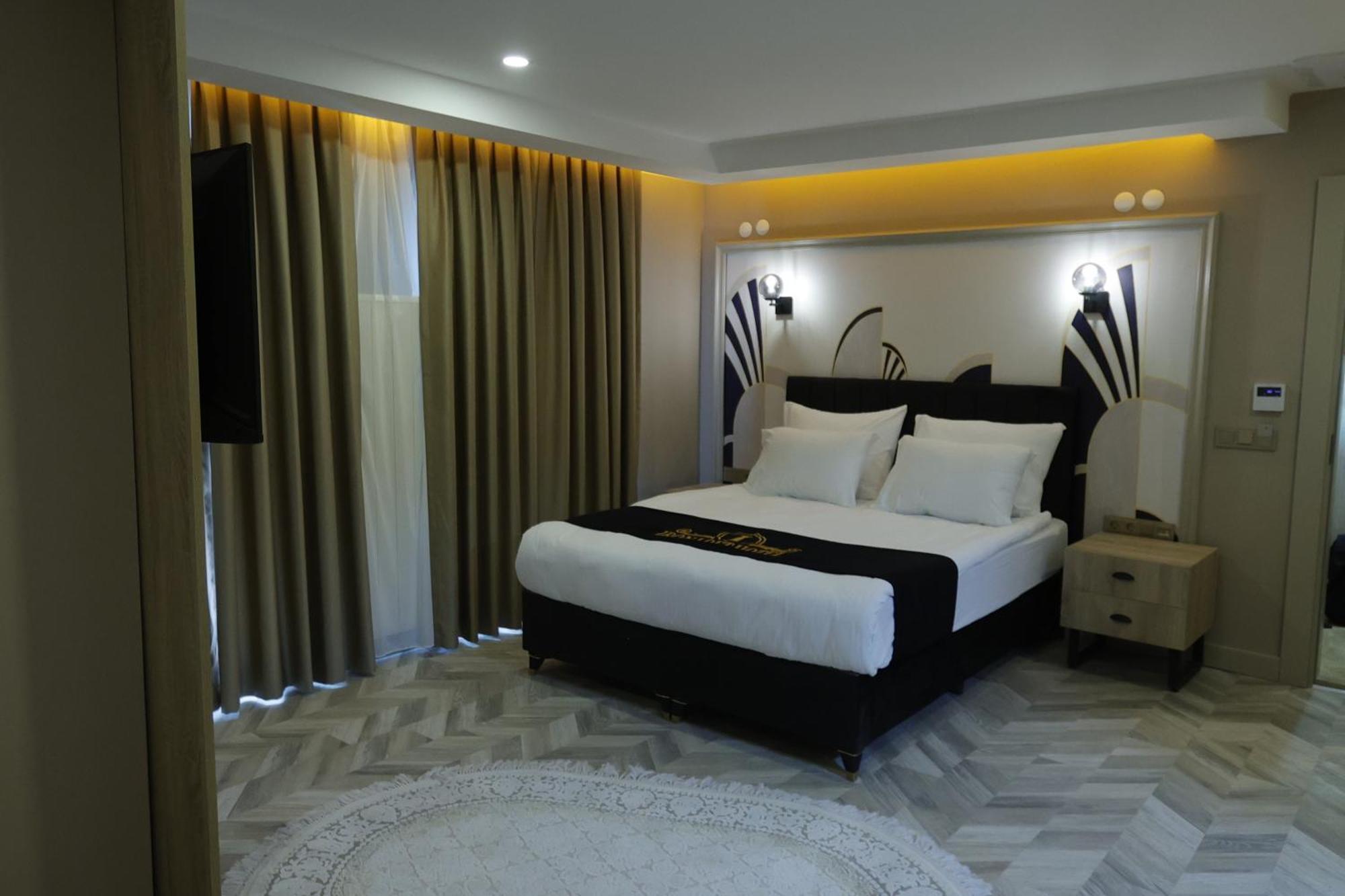 Iron Loft Hotel อุปไปร์ตา ภายนอก รูปภาพ
